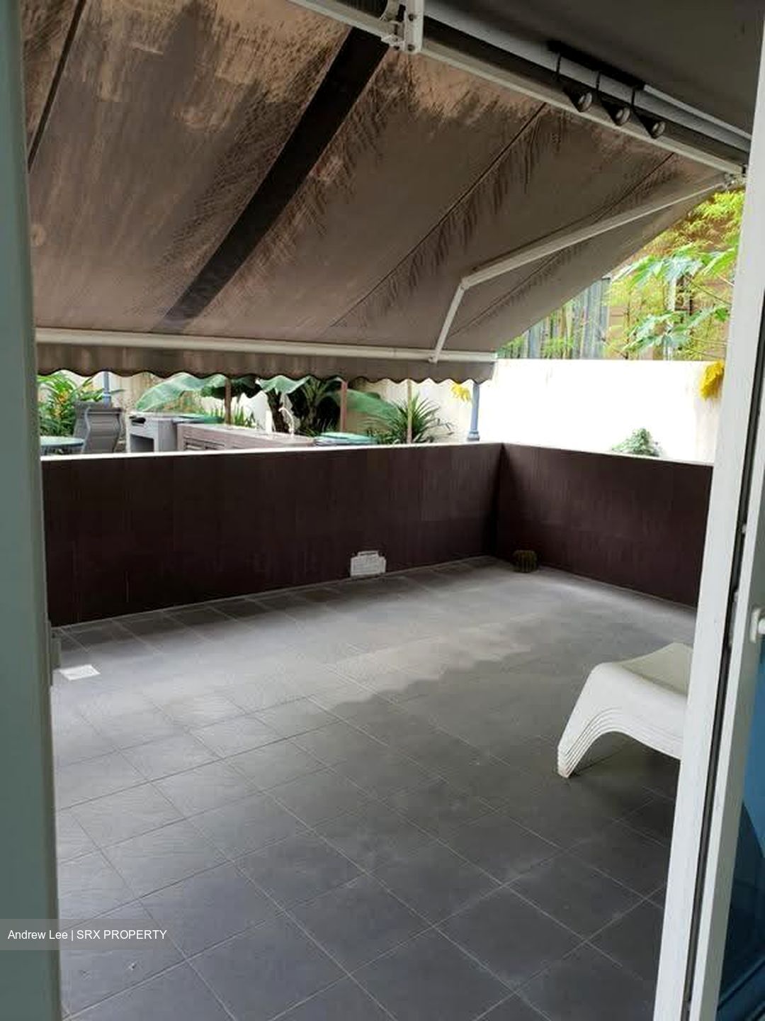 Sovereign @ Simon (D19), Terrace #622650631
